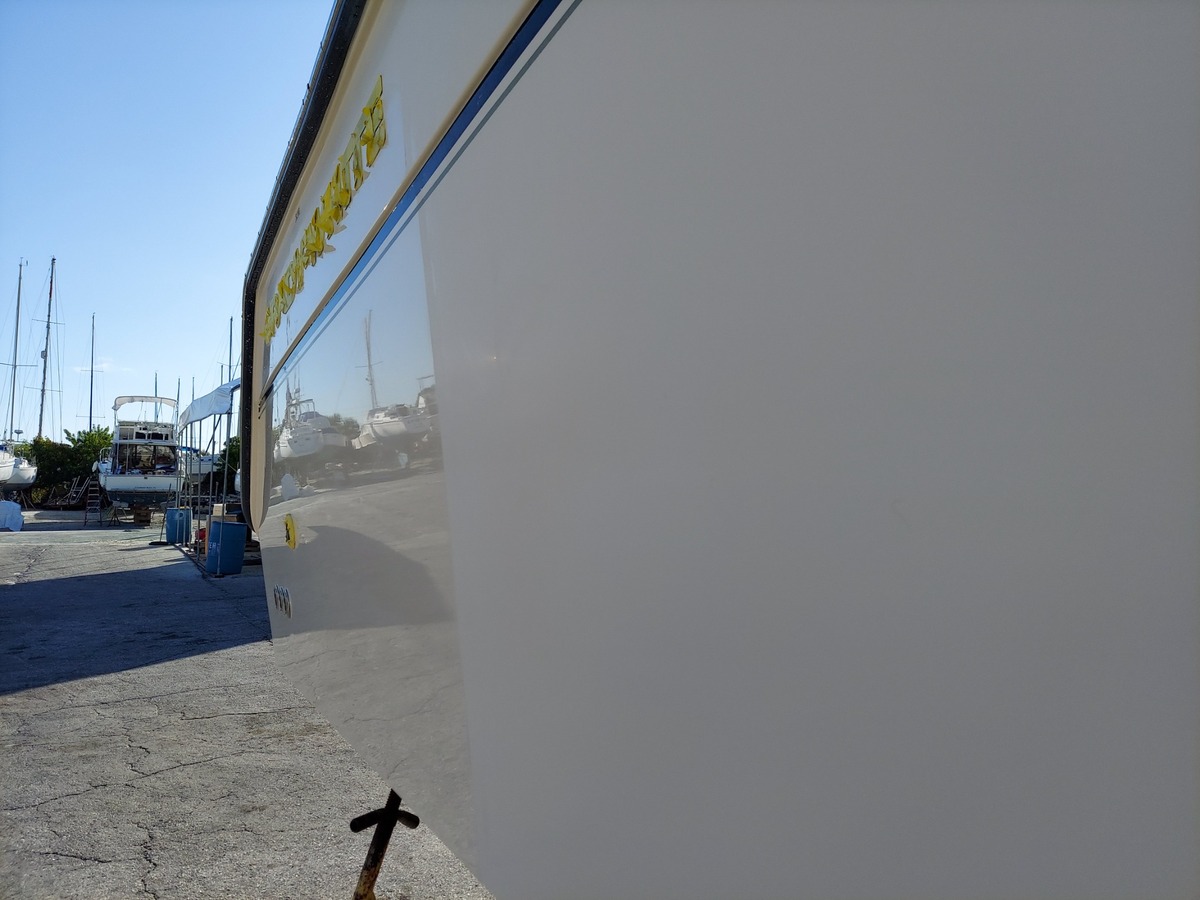 Grady-White hull gelcoat restoration and polishing in Tampa Bay